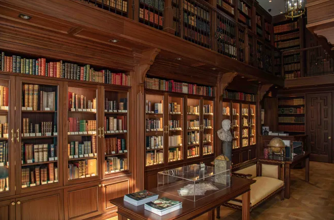 raptis rare books worth avenue palm beach